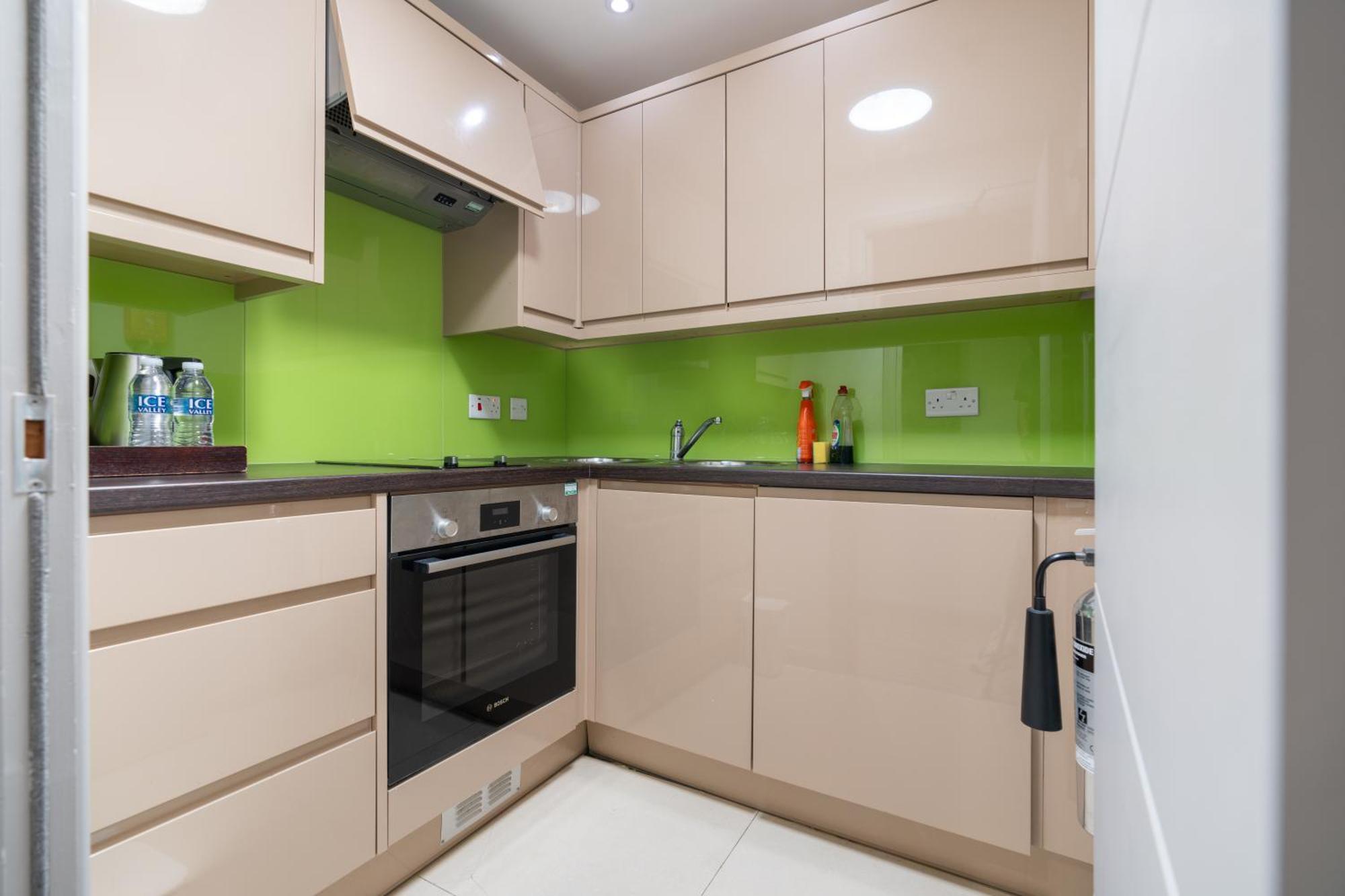 Simply Rooms & Suites London Bagian luar foto