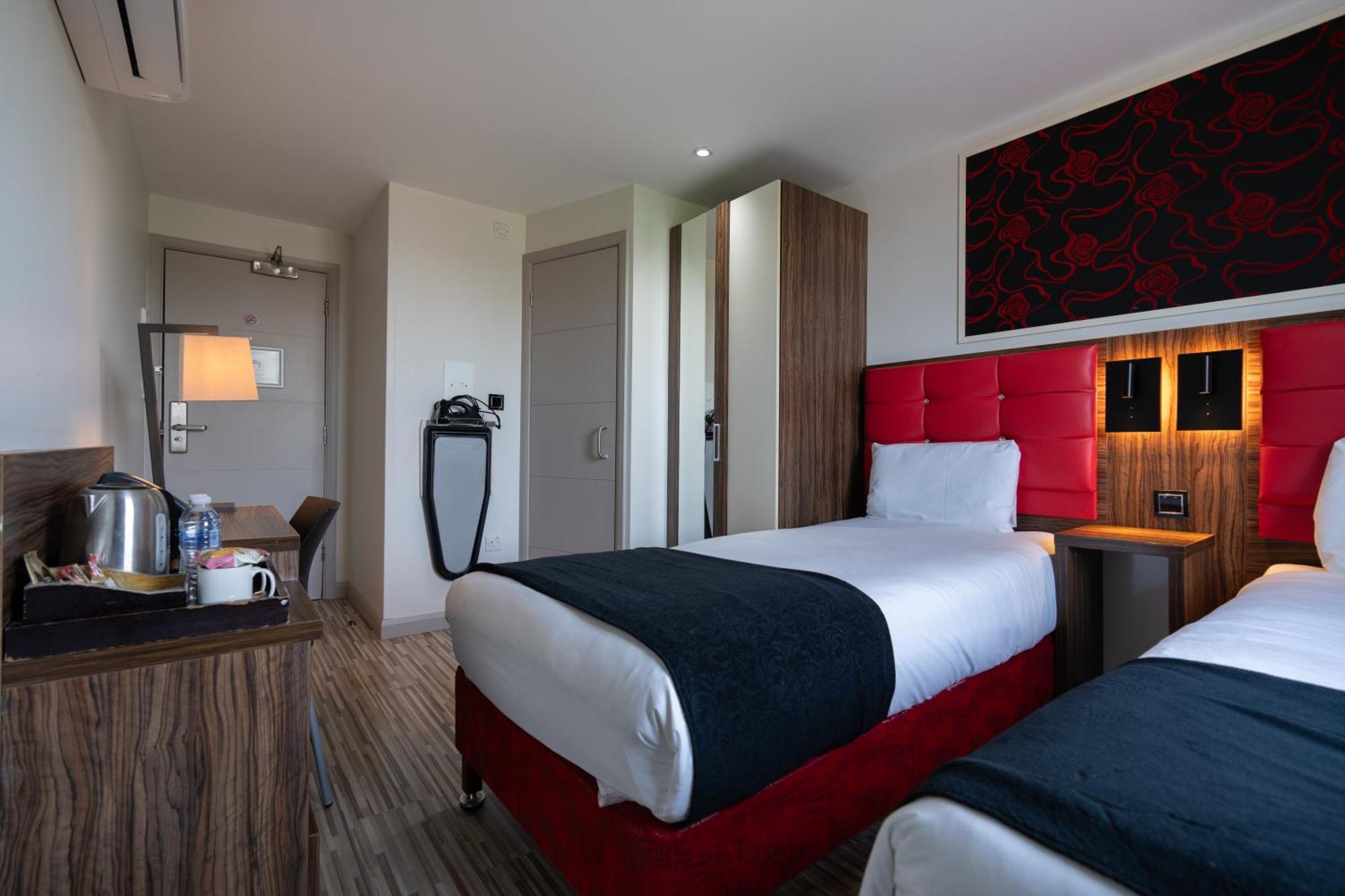 Simply Rooms & Suites London Bagian luar foto
