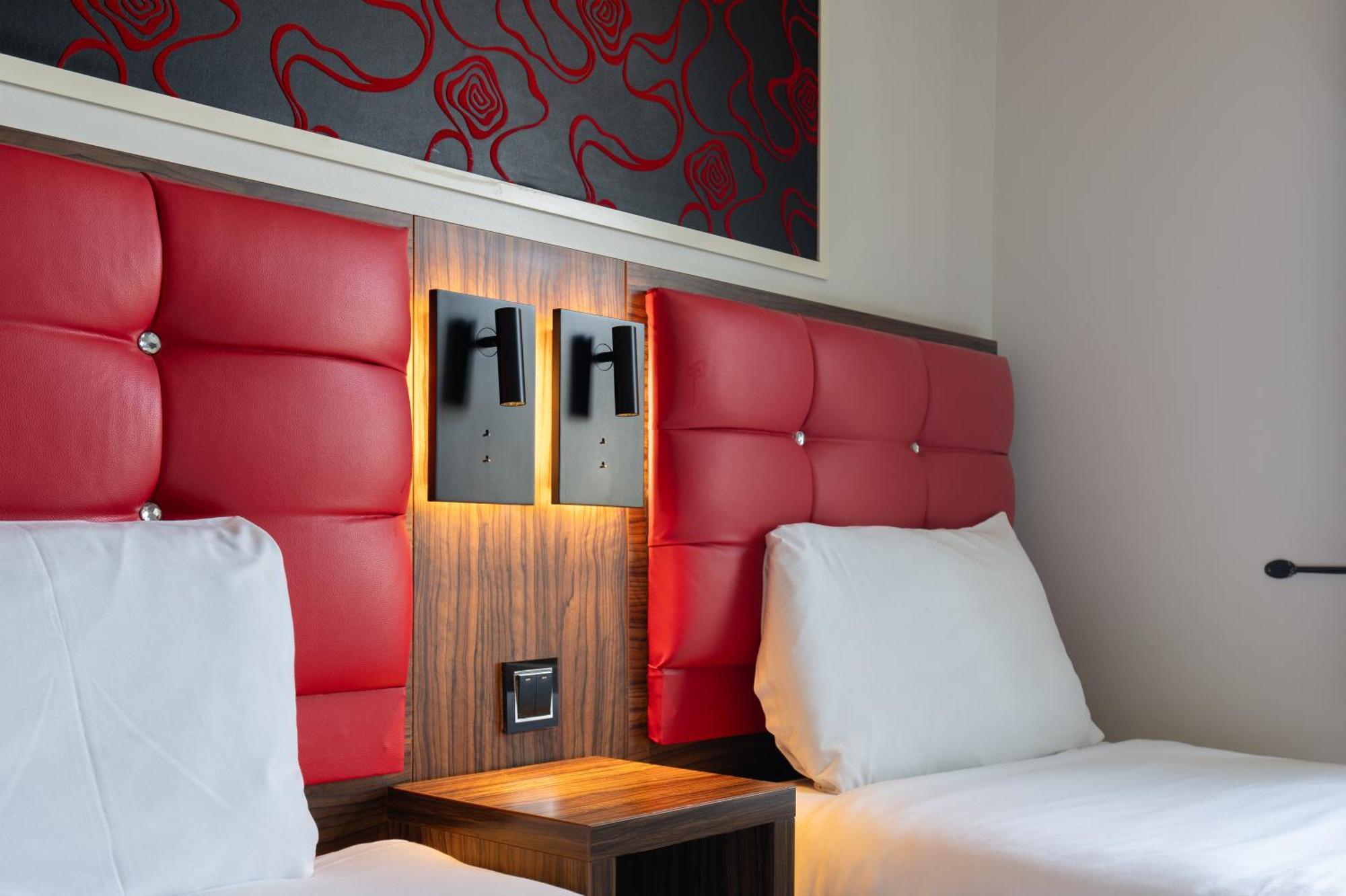 Simply Rooms & Suites London Bagian luar foto