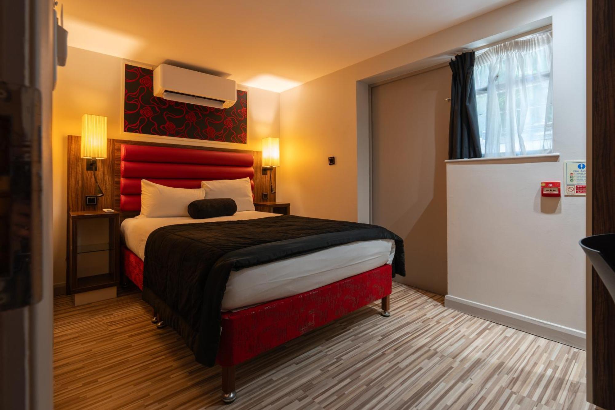 Simply Rooms & Suites London Bagian luar foto